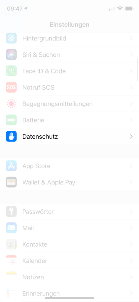 Wenn du im Apple-Kosmos unterwegs bist und dein Smart Home bereits über HomeKit steuerst, kannst du eine einfache Abwesenheits- und Anwesenheitserkennung mit ioBroker realisieren. Ich zeige dir, wie du einen Schalter im HomeKit konfigurierst, der die An- oder Abwesenheit anzeigt.